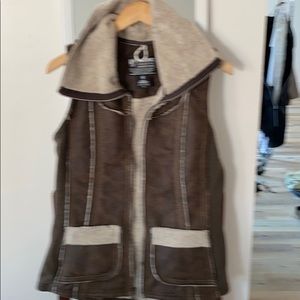 Sherpa vest